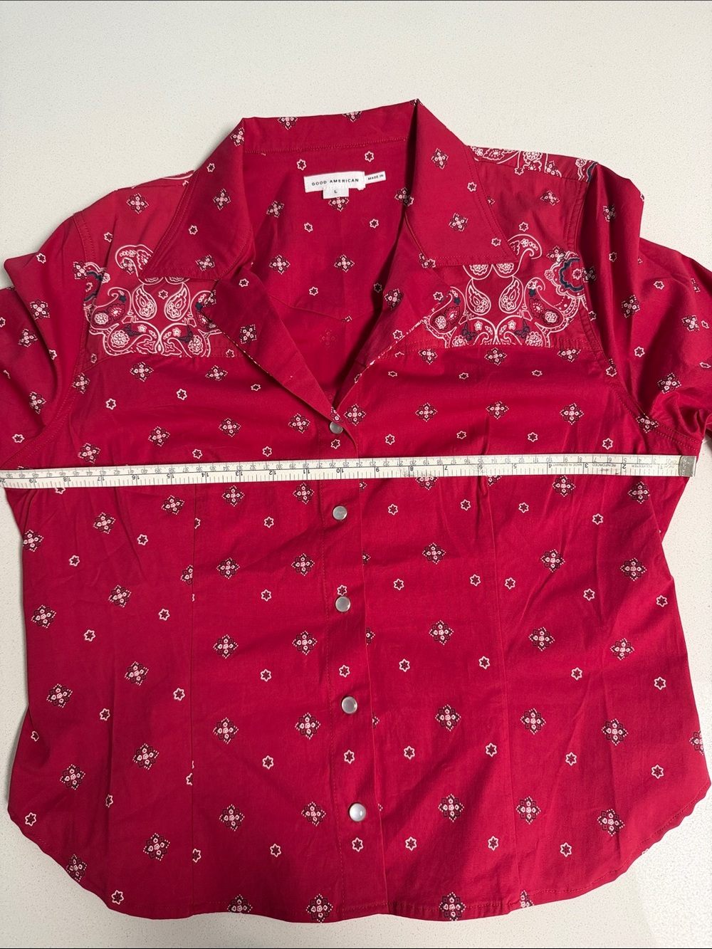 Good American Red Dolly Tailored Poplin Western-Print Snap Button Down Shirt - Picture 2 of 8